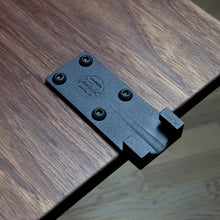 Cargar imagen en el visor de la galería, Nyhavn Dining Table  Finn Juhl 1953