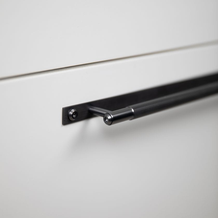 PULL BAR / LINEAR / STEEL  Buster + Punch - HARDWARE