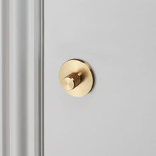 Cargar imagen en el visor de la galería, THUMBTURN LOCK / CROSS / BRASS